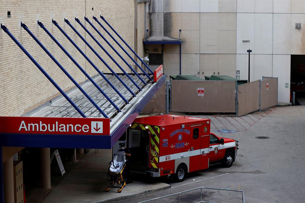 Arizona y Texas usarán camiones como morgues ante la avalancha de la COVID-19