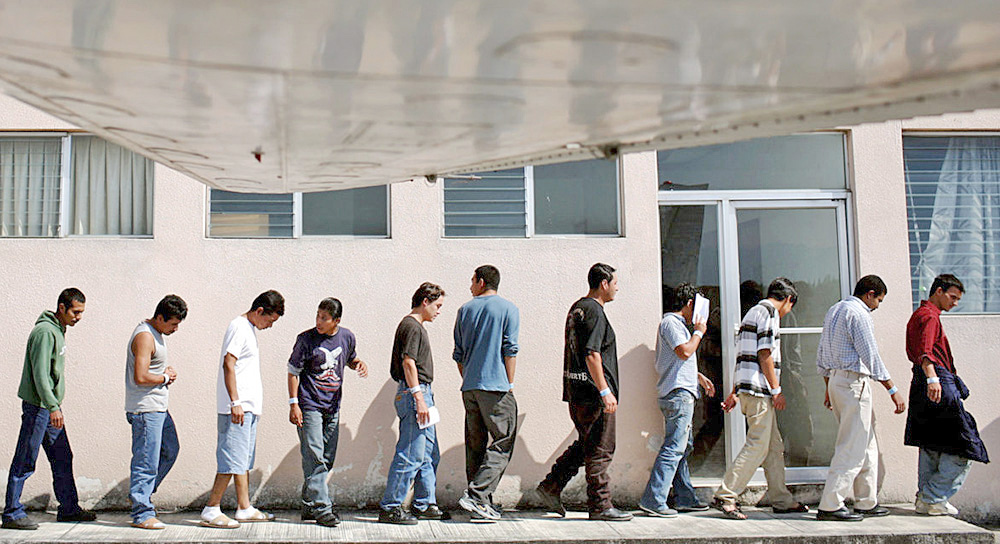 Los solicitantes de asilo se enfrentan a una batalla difícil