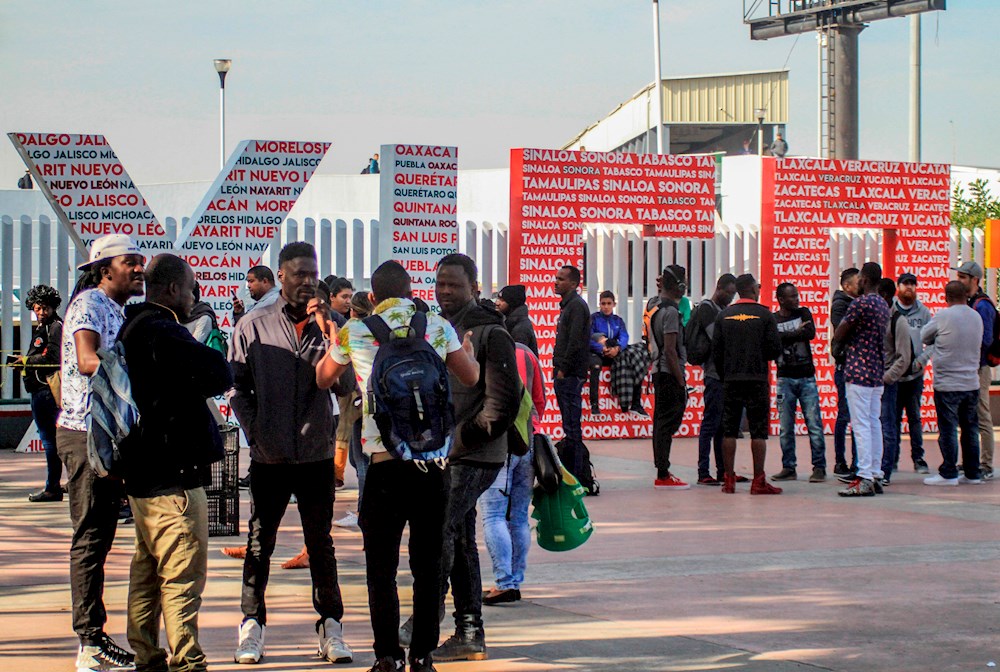 Estados Unidos restringe permisos de trabajo a solicitantes de asilo