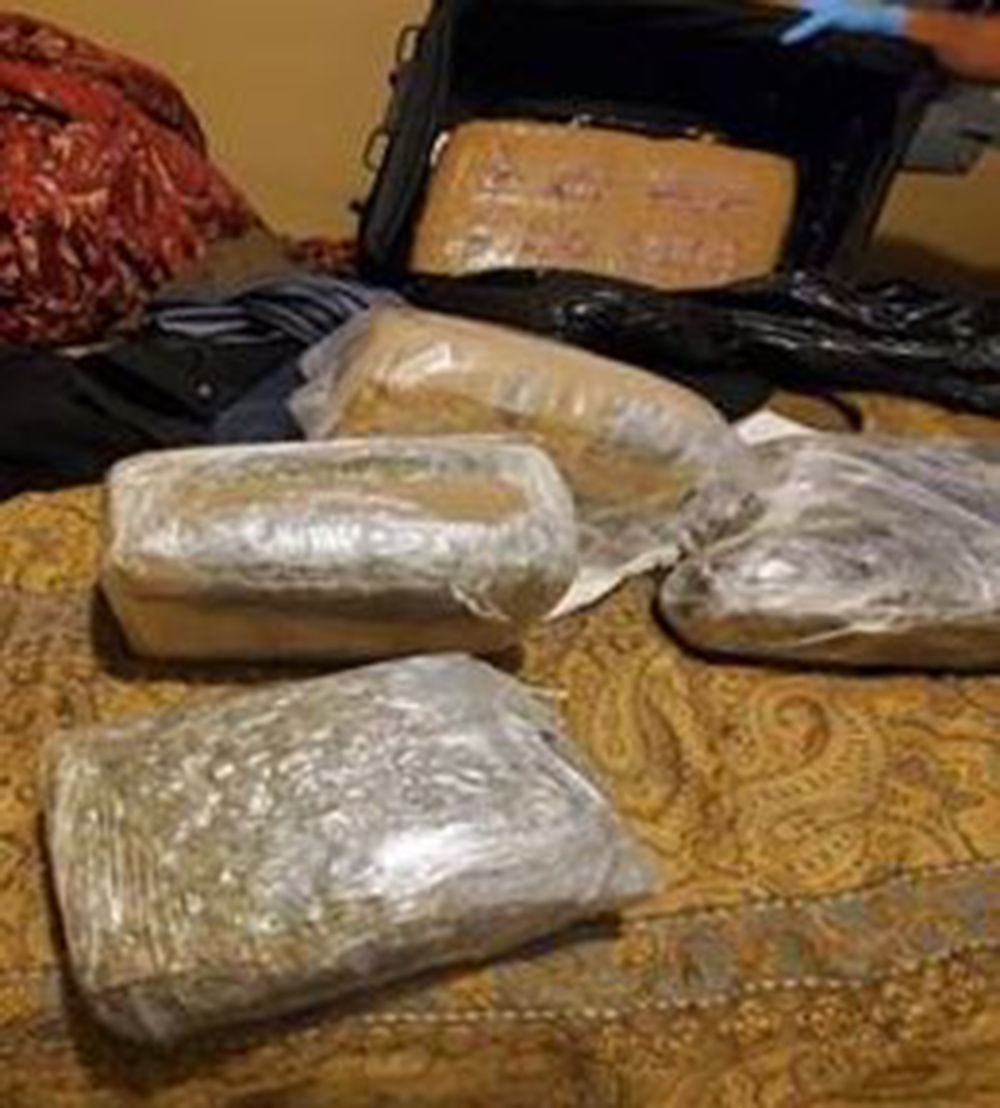 Acción conjunta permite descubrimiento de drogas, armas e indocumentados