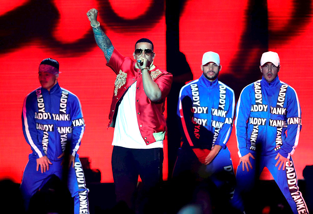 Daddy Yankee firma un contrato millonario y lanzará su primer disco en 8 años
