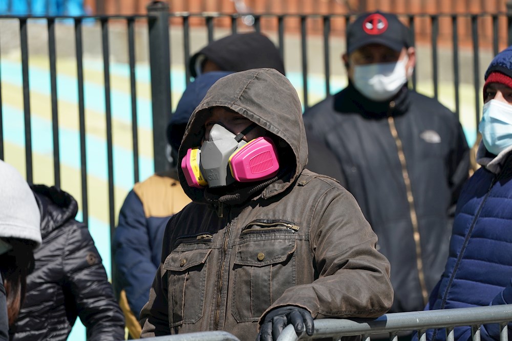 Hispanos celebran su mes azotados por la COVID y con la mira en elecciones