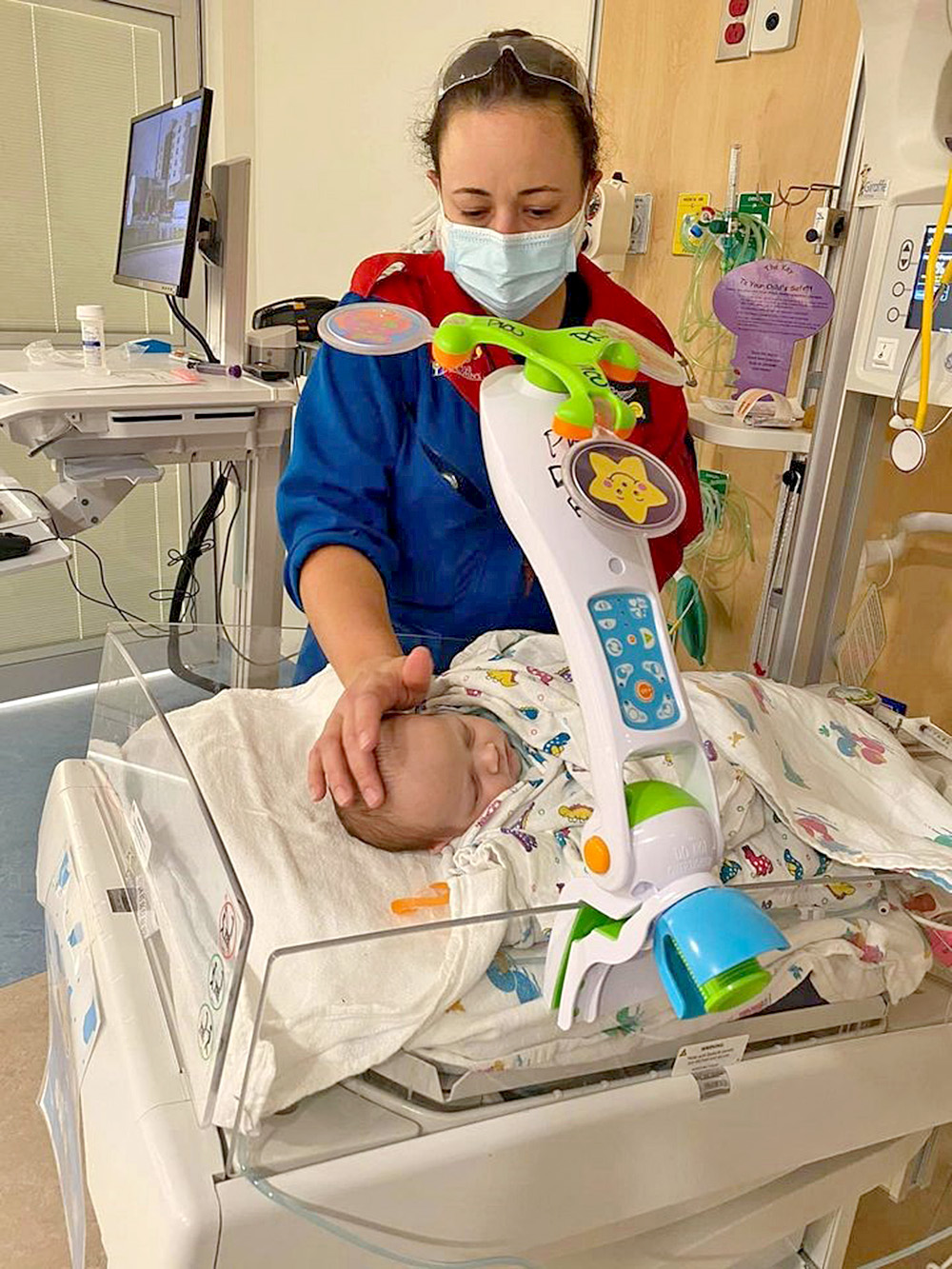 Padres de bebé agradecidos con equipo de transporte de Driscoll