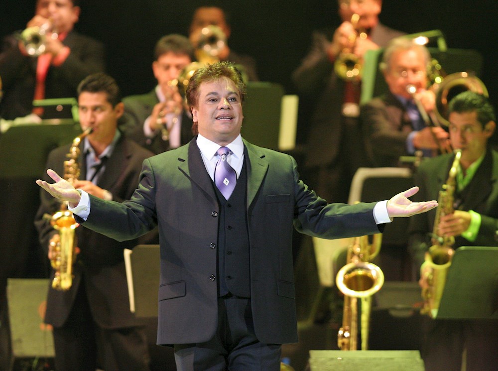 Familia de Juan Gabriel anuncia documental, película y  homenajes al artista