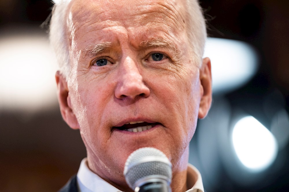 Biden expresa al Papa deseo de trabajar por inmigrantes y crisis climática