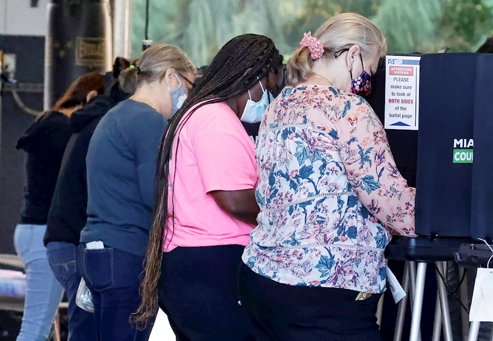 Florida llega a comicios con récord de votos y reto de prontos resultados