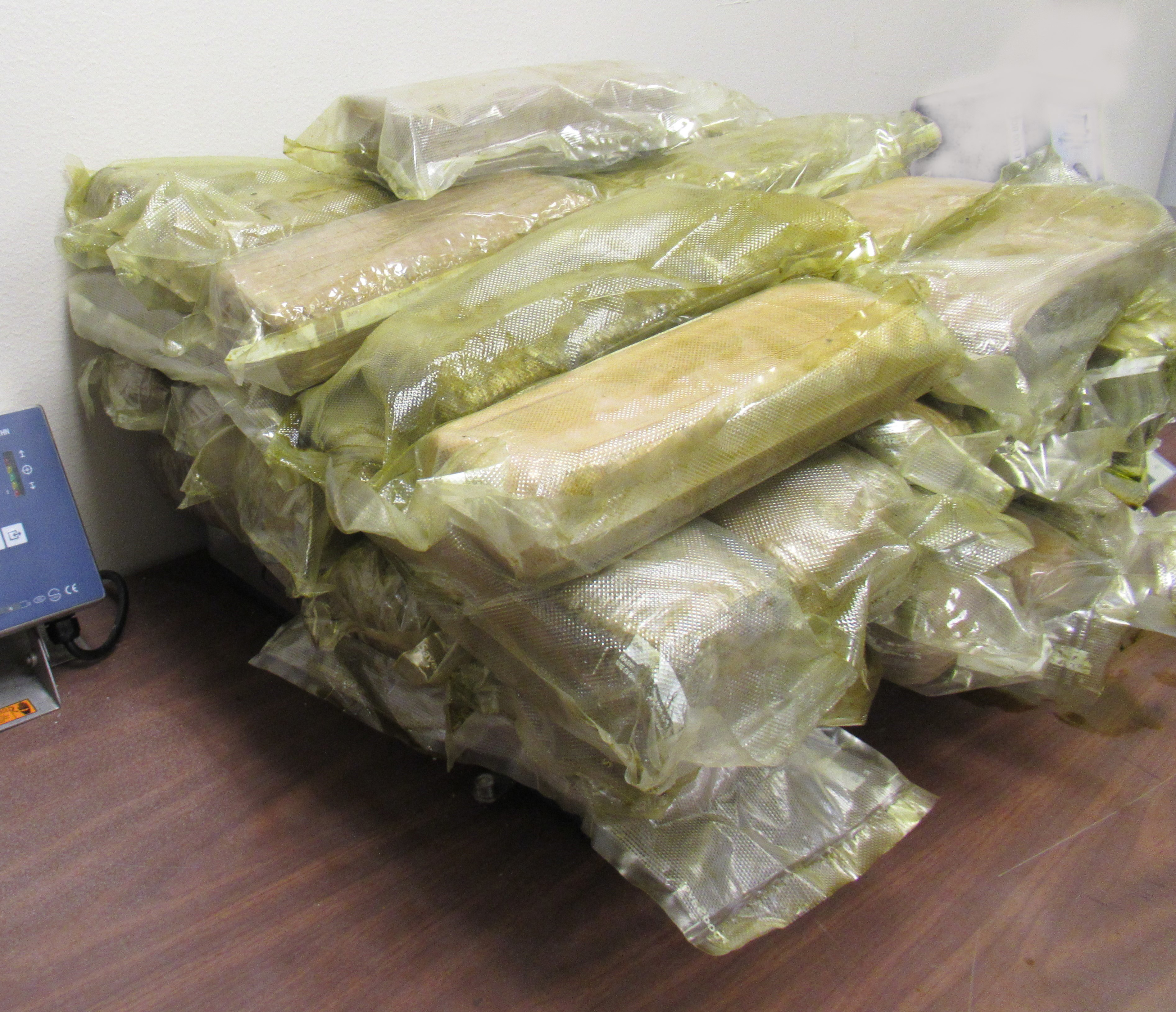 Decomisan droga en Puente Internacional de Hidalgo