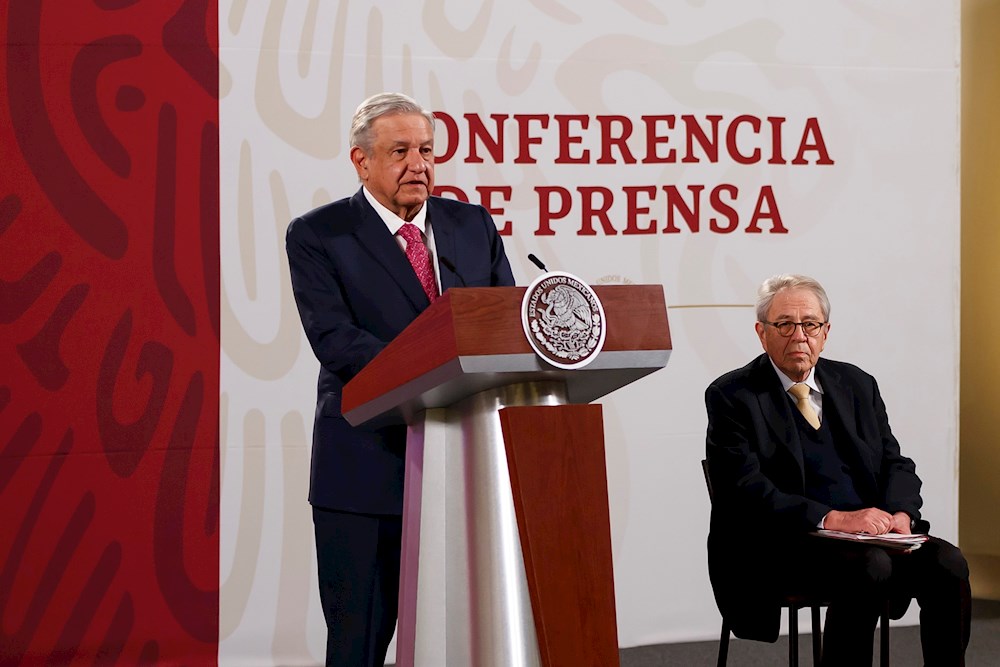 Presidente de México dice que ley para controlar DEA aclarará “marco legal”