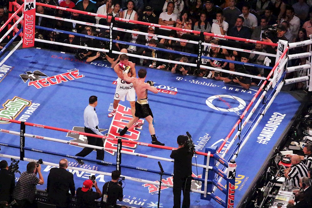 La tercera pelea entre “Canelo” y Golovkin cada vez está más complicada