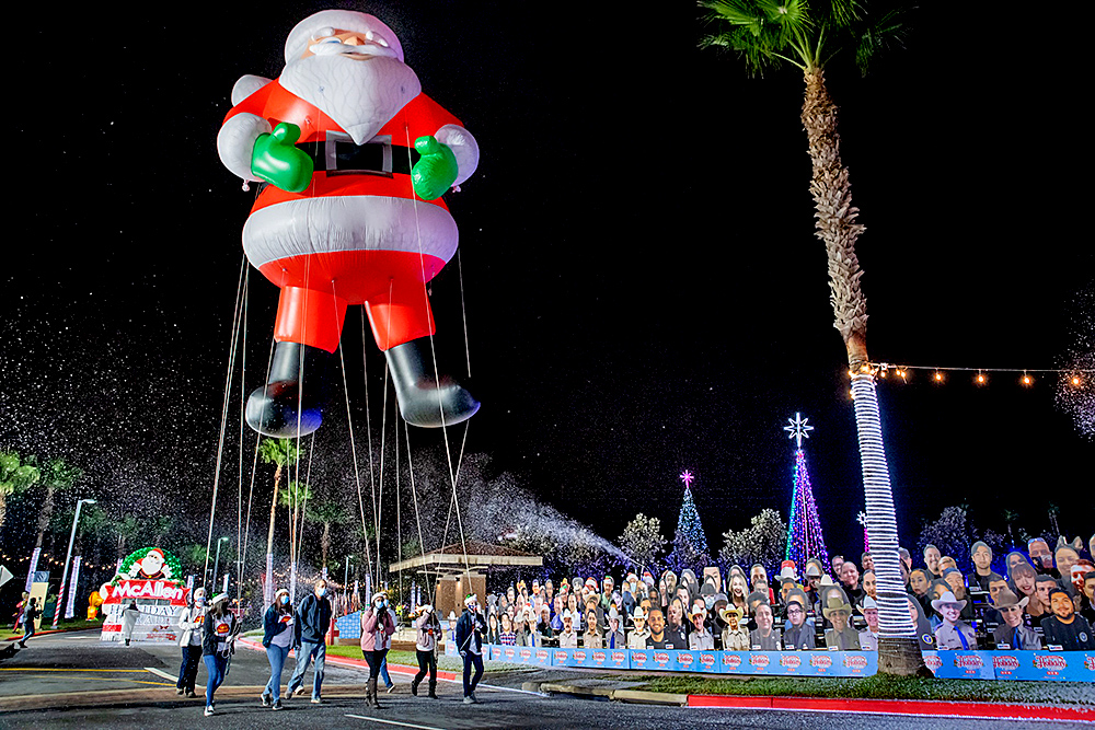 Alegría navideña del tradicional desfile