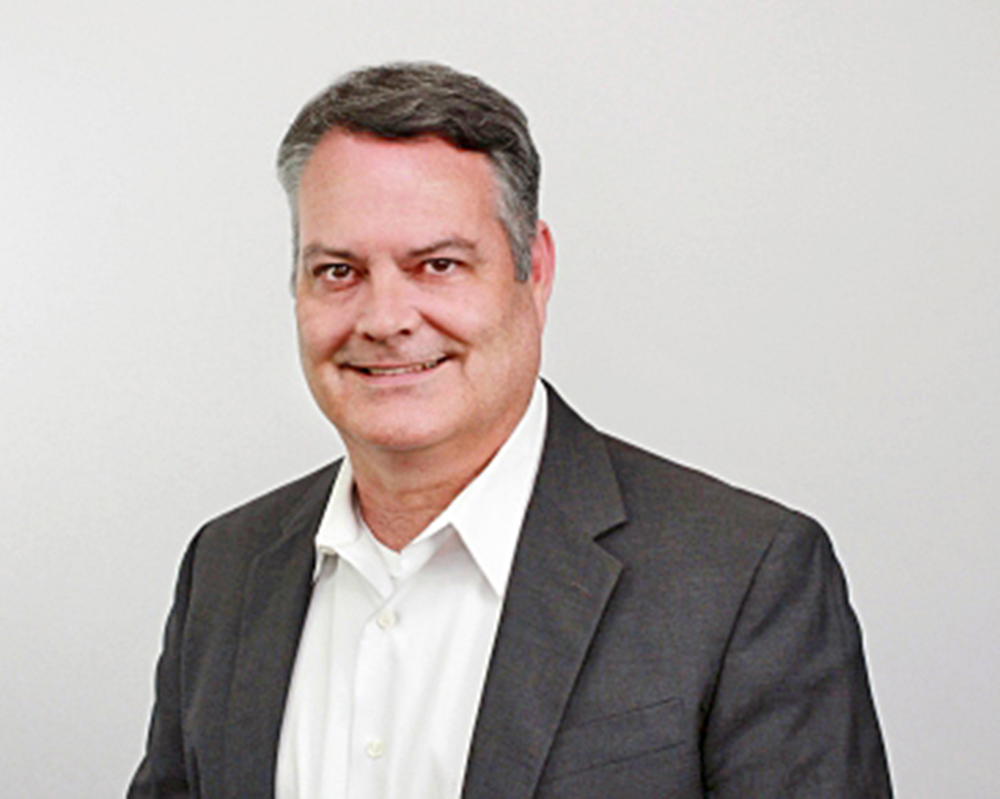 Nombran al Dr. David Plummer Presidente Interino de STC