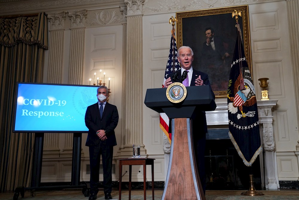 Biden suspende las concesiones petroleras y de gas en áreas federales