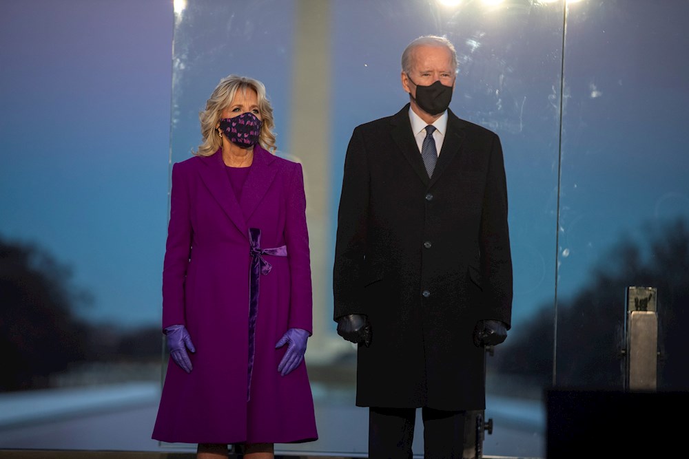 Música mexicana, reguetón y salsa le dan la bienvenida a Biden