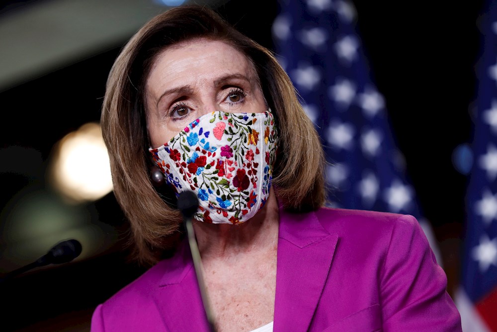 Pelosi y Schumer piden a Pence la destitución de Trump