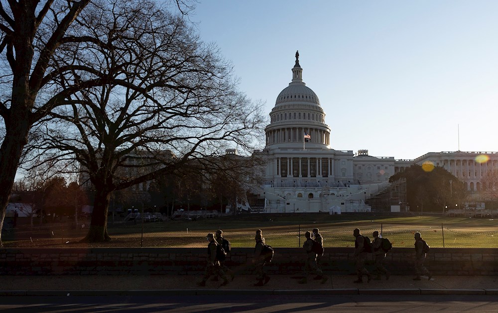Empresarios condenan el asalto al Capitolio y algunos piden destituir a Trump