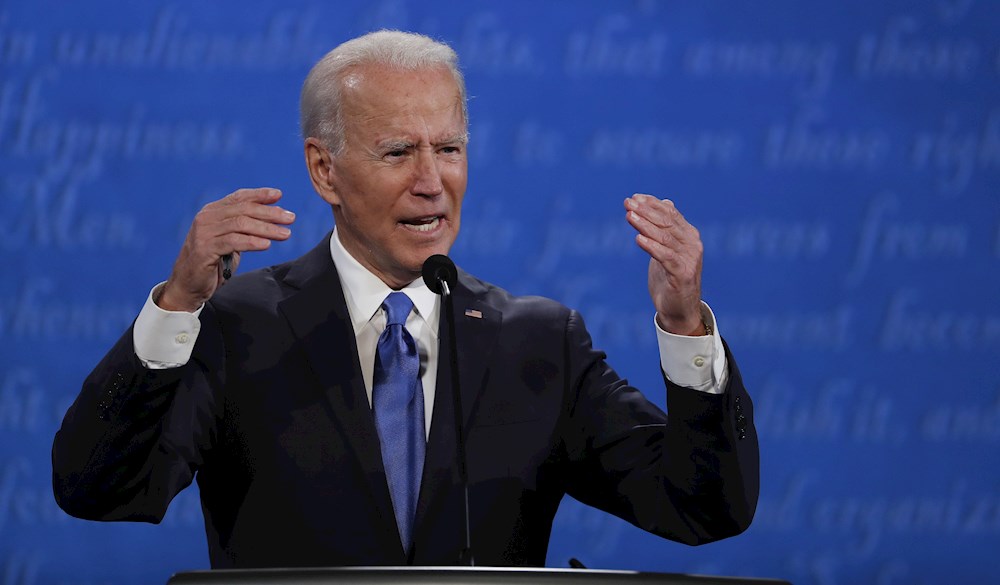 Biden celebra que Trump no vaya a su investidura, pero no pide su destitución