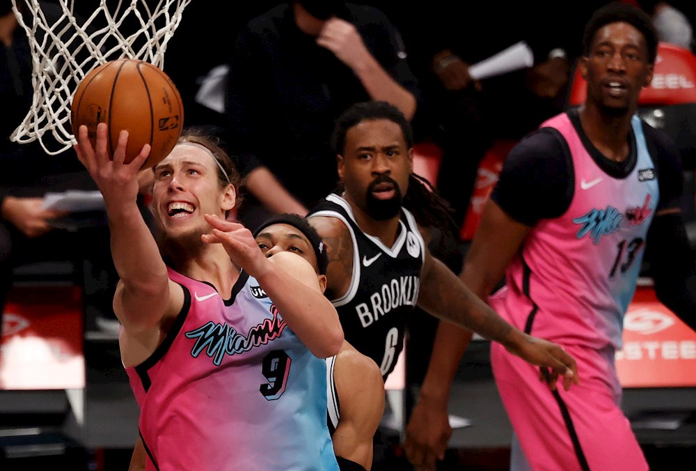 128-124. Durant y los Nets ganan con sus estrellas juntas