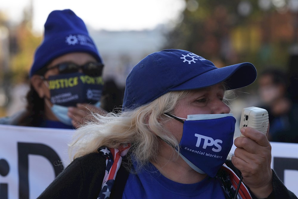 Piden a Biden un TPS urgente para 5 millones de indocumentados mexicanos