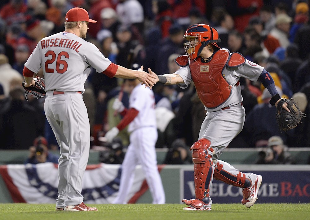 Atléticos dan al cerrador Rosenthal contrato por un año y once millones de dólares