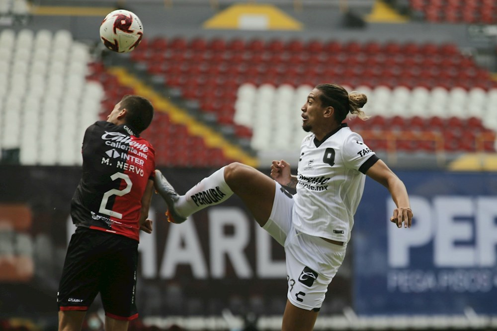 Brasileño Da Costa dice que en su país no hay espacio para tanto futbolista