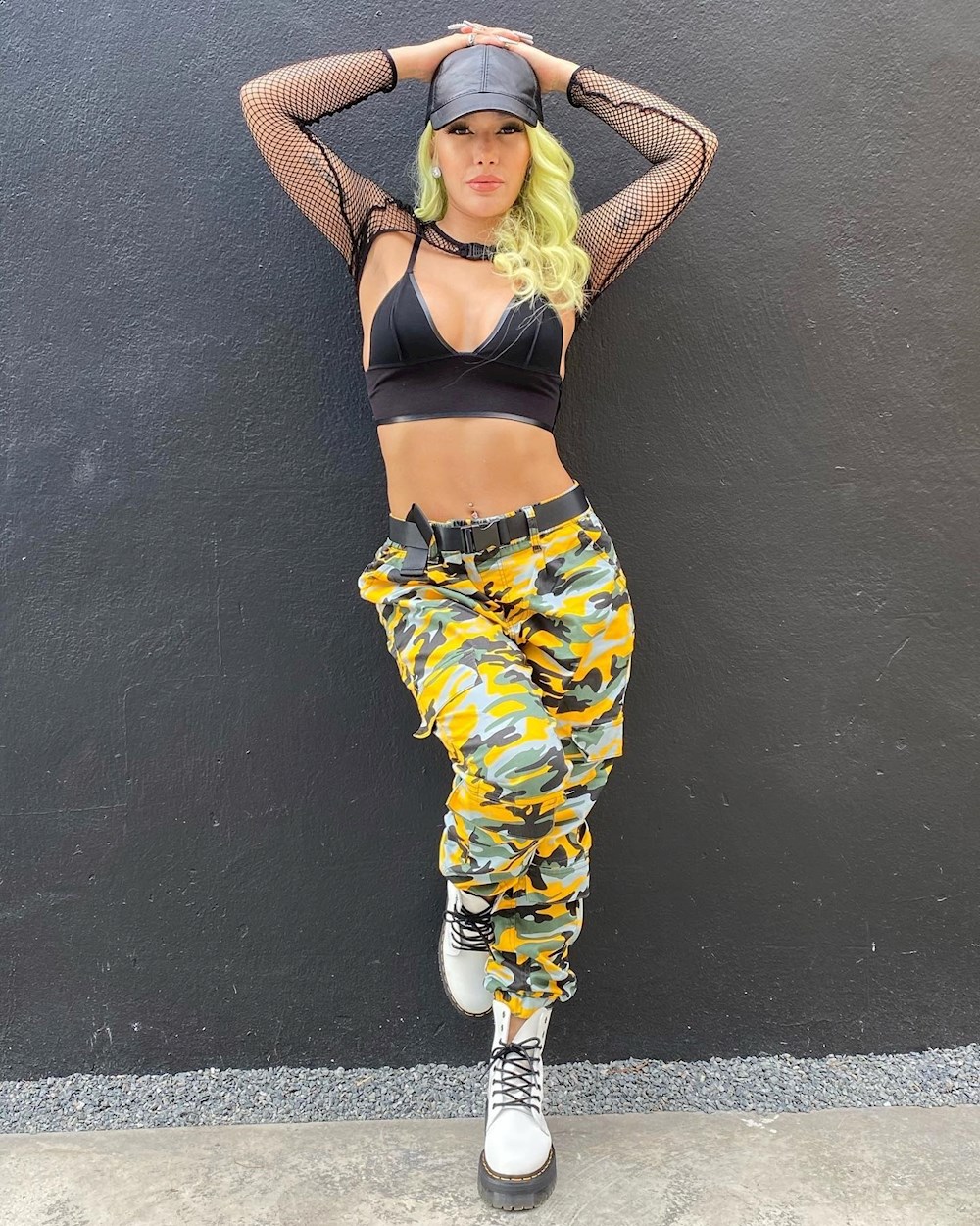 Farina debuta en el cine acompañada de Julián Gil, Myke Towers y Zion