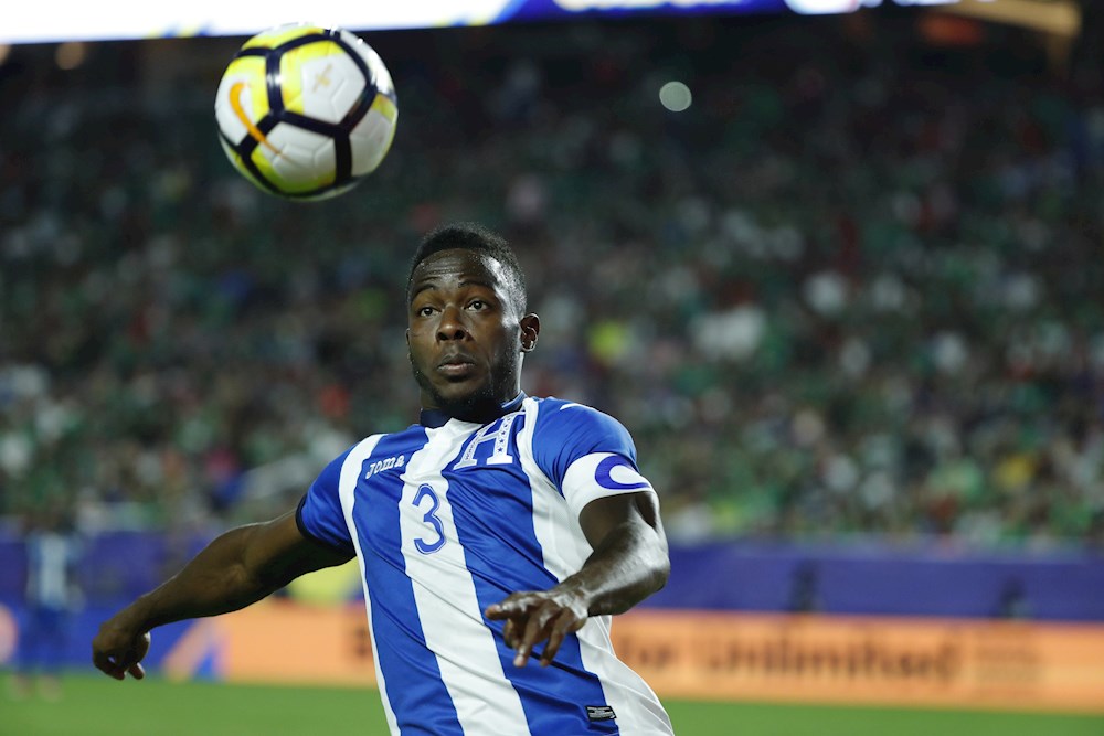 A los 37 años el hondureño Maynor Figueroa renueva otra temporada con Dynamo