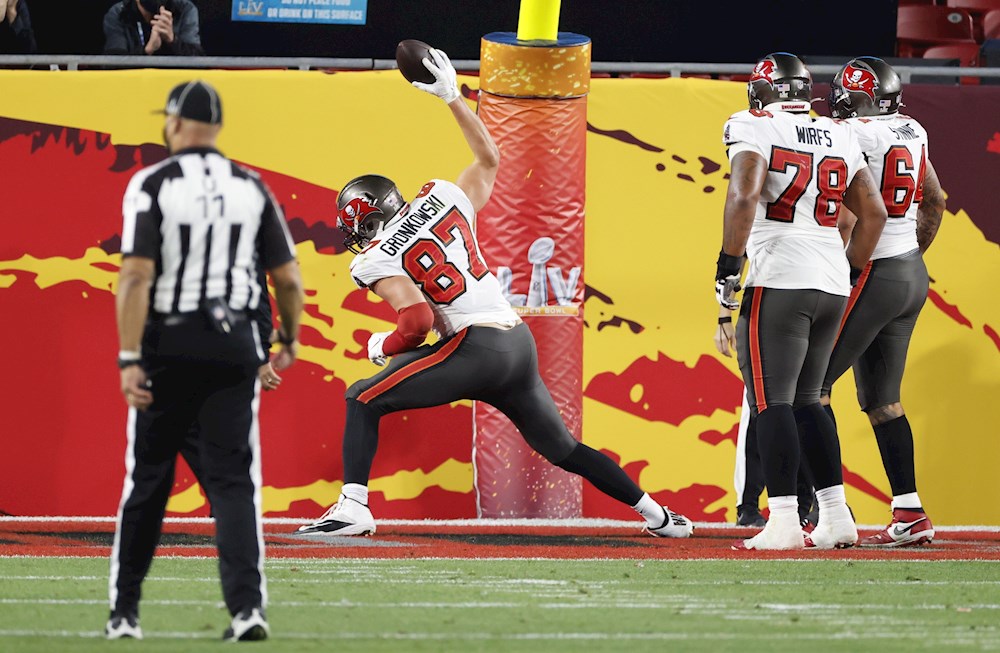 Quise regresar de una retirada solo si volvía a ser campeón, dijo Gronkowski