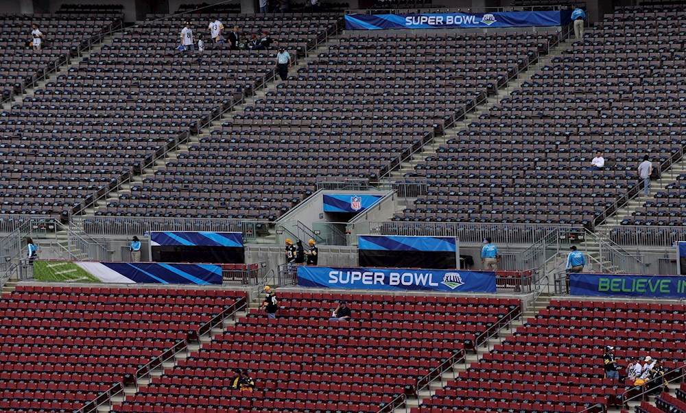 Los 25.000 aficionados en el Super Bowl recibirán paquete contra la covid-19