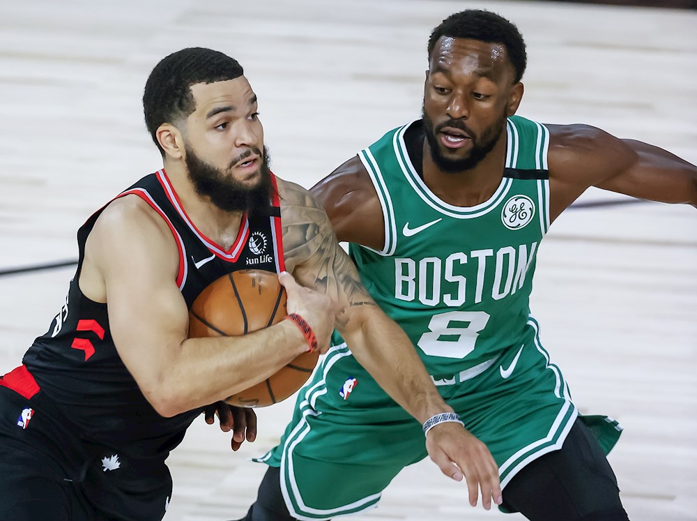 VanVleet aporta 54 puntos y establece varias marcas con Raptors