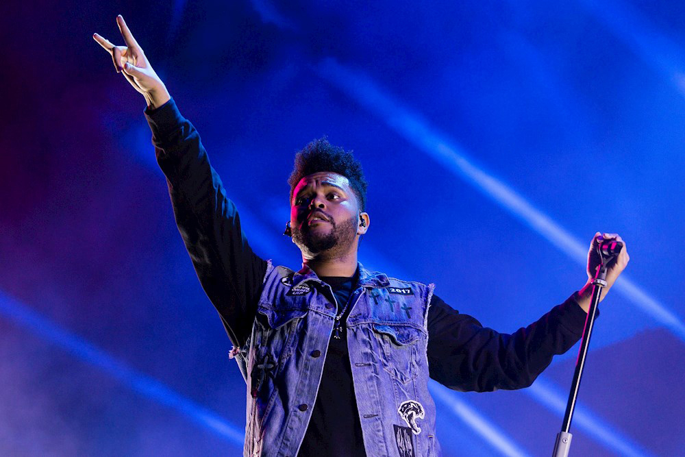 The Weeknd pondrá millones de su bolsillo para su espectaculo de Super Bowl