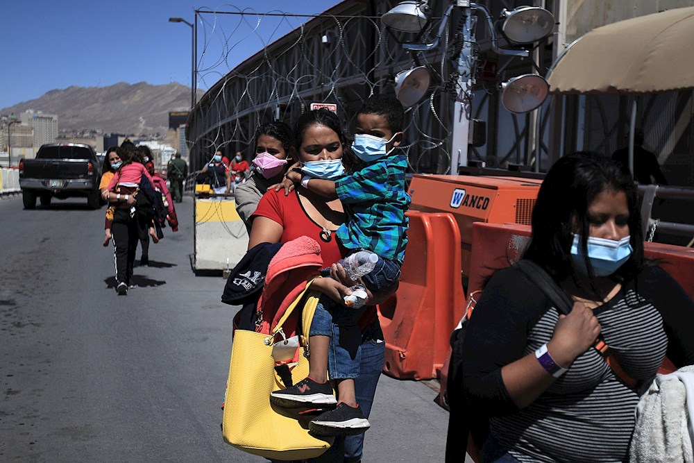 Migrantes centroamericanos malviven sin esperanza en la frontera de México