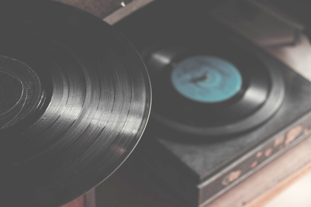 Personas con Alzheimer podrían evocar recuerdos y emociones a través de la música