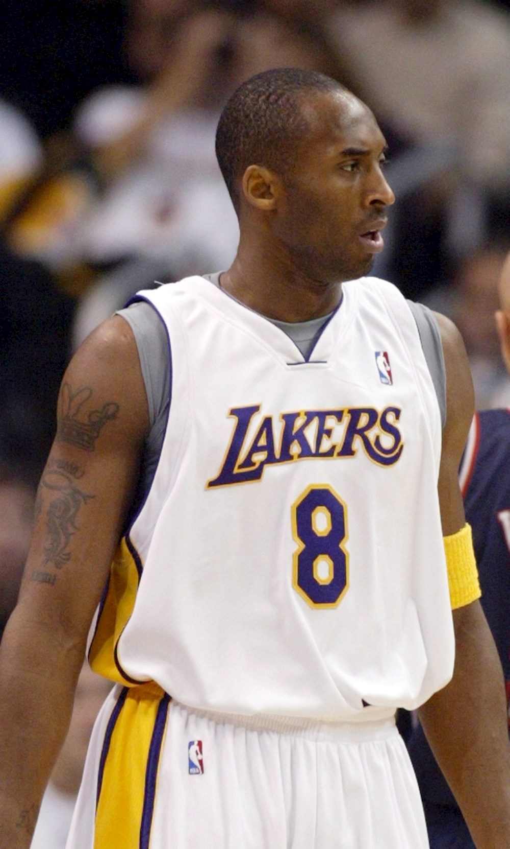 Venden una tarjeta de Kobe Bryant en casi dos millones de dólares