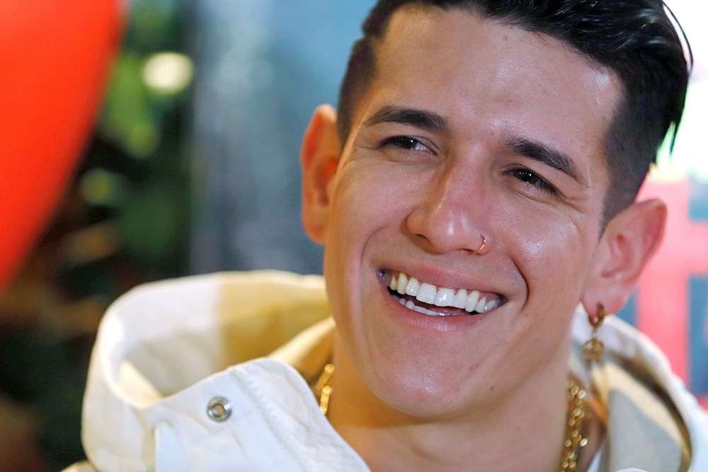 Artista urbano Lenny Tavárez lanza versión urbana de narcocorrido mexicano