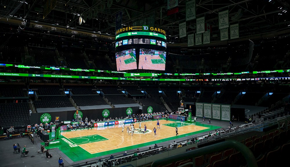 Los Suns ganan a los Lakers y son los nuevos líderes de la División Pacífico