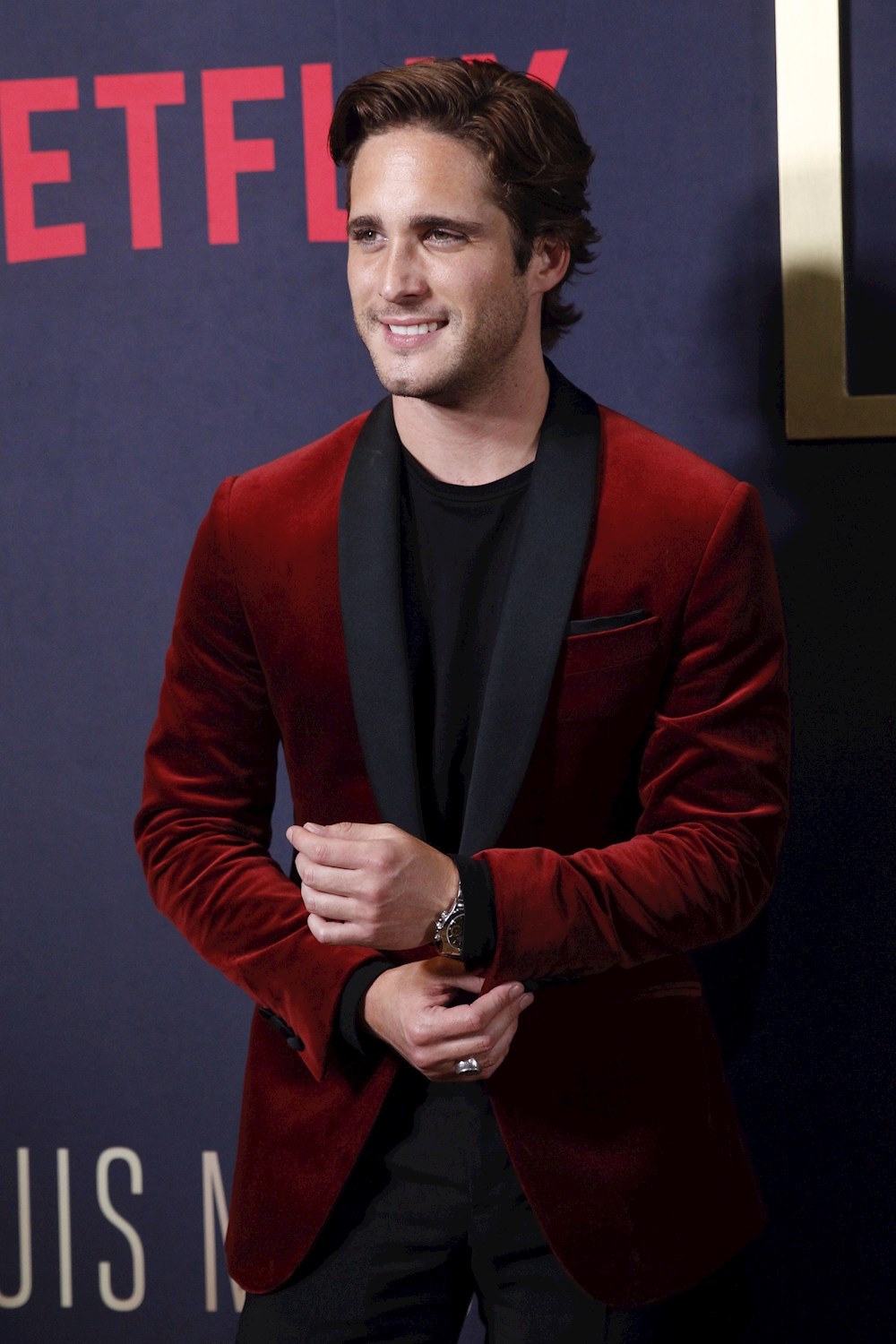 Netflix lanza el tráiler de la segunda temporada de la serie de Luis Miguel