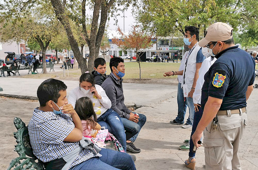 Migrantes deportados desde EEUU viven a la intemperie en el norte de México