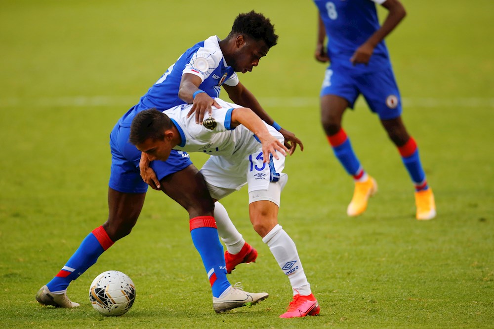 2-1. Joshua Pérez anota doblete para el triunfo de El Salvador sobre Haití