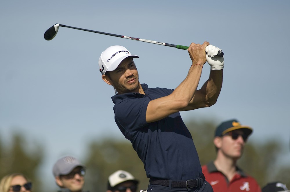 El colombiano Camilo Villegas toma el liderato en Texas con nueve birdies