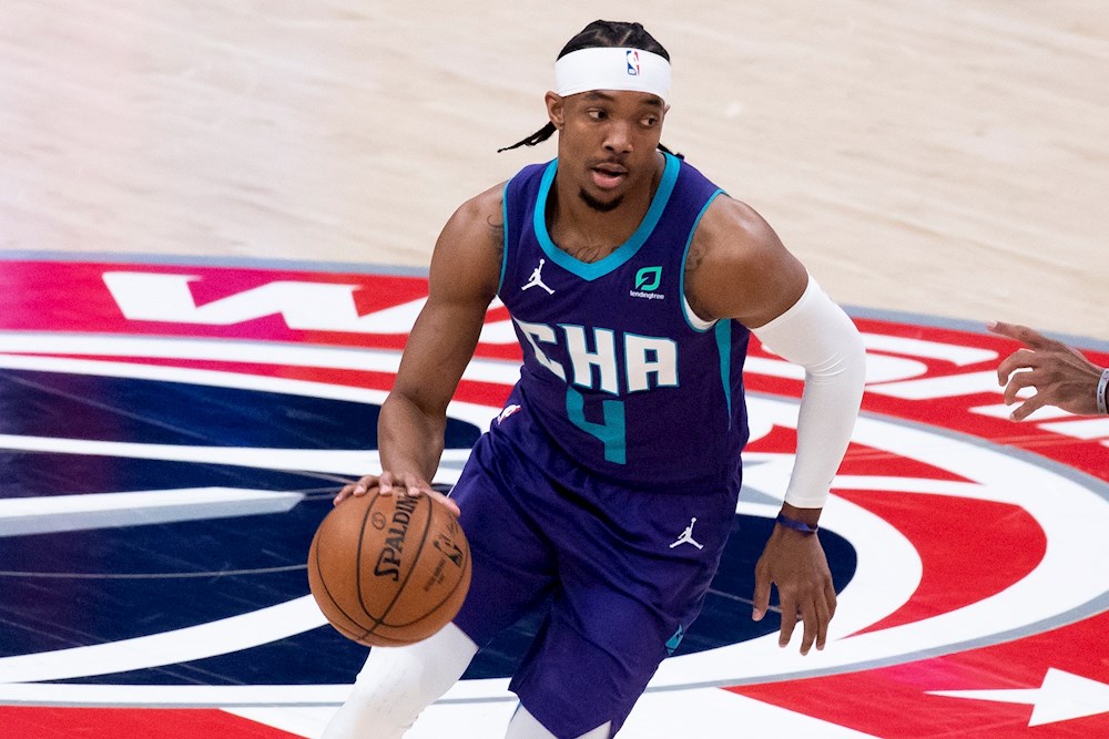 125-104. Los Hornets se divierten a expensas de los Celtics