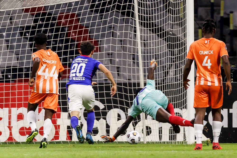 8-0. Cruz Azul golea a Arcahie y pasa a los cuartos de final de la Liga de campeones de la Concacaf