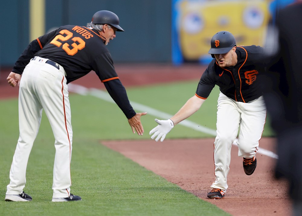 Los Gigantes blanquean a los Marlins
