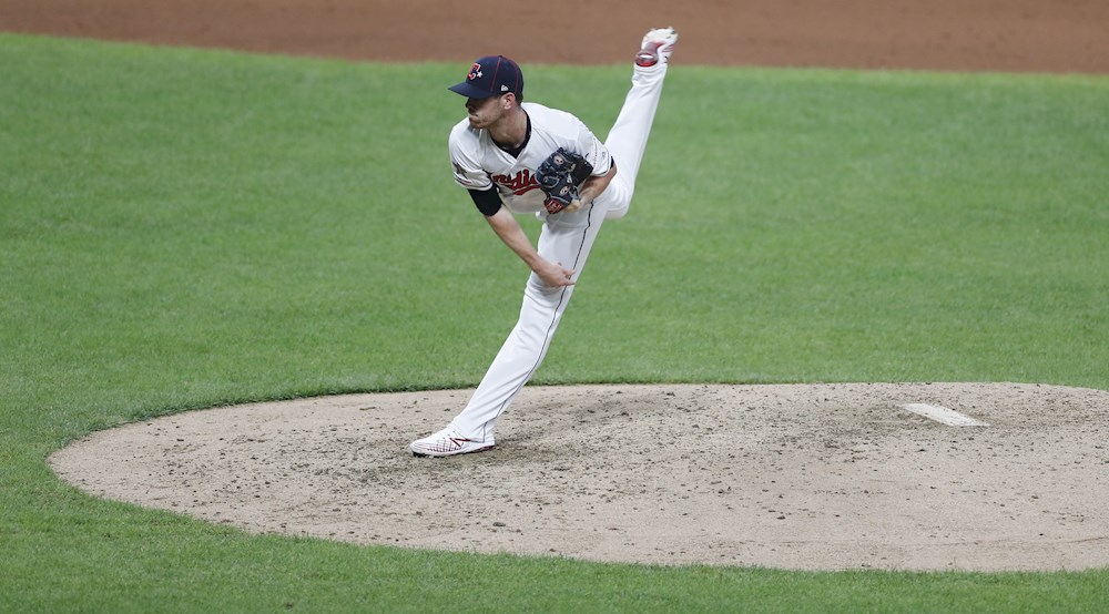 2-0. Bieber controla con su serpentina a los Medias Blancas y se apunta el triunfo de los Indios