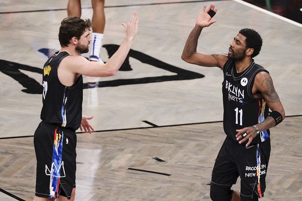 Ante los Pelicans, Irving y Harris salvan a los diezmados Nets