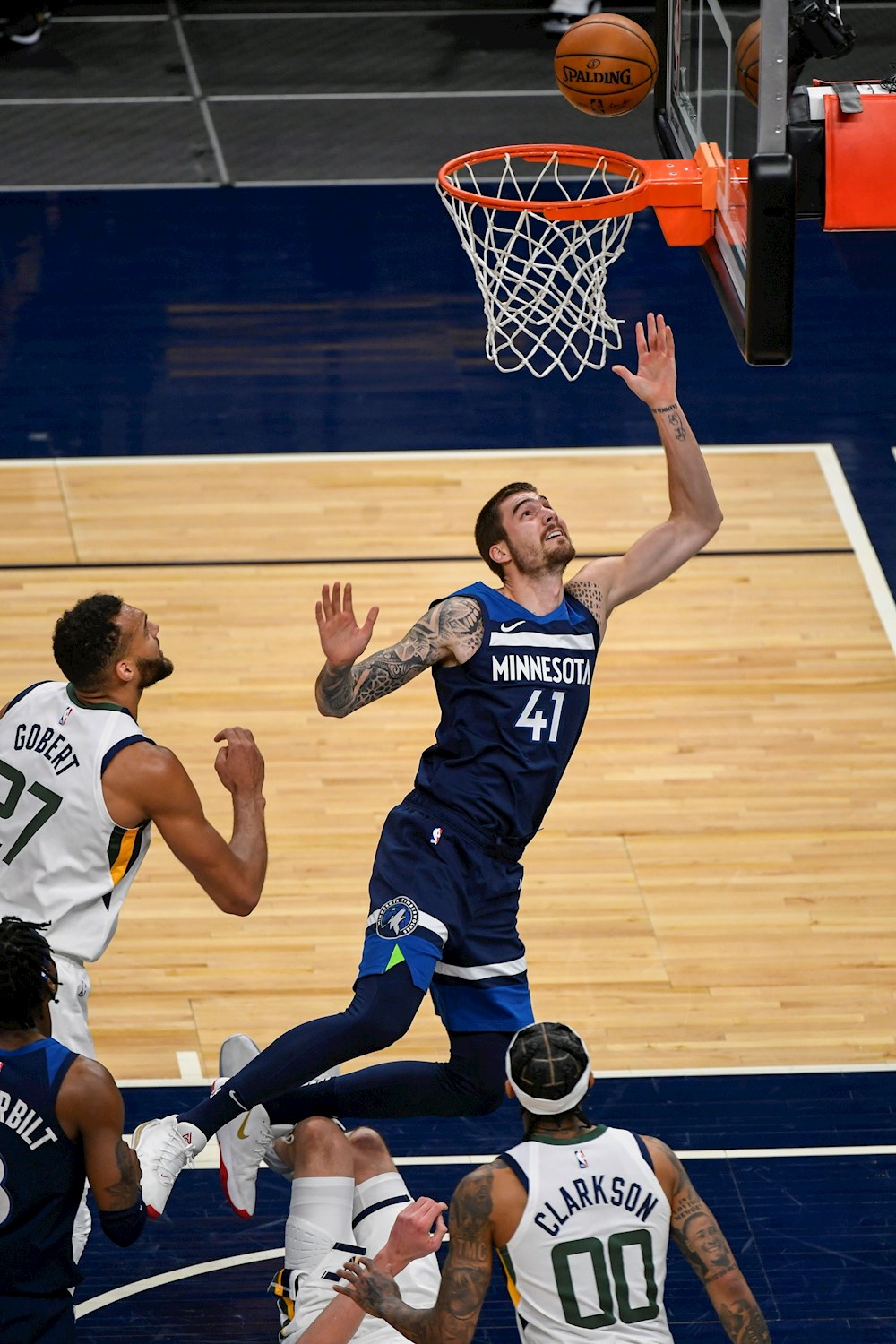 Los Timberwolves ganan por segunda noche consecutiva a los Jazz