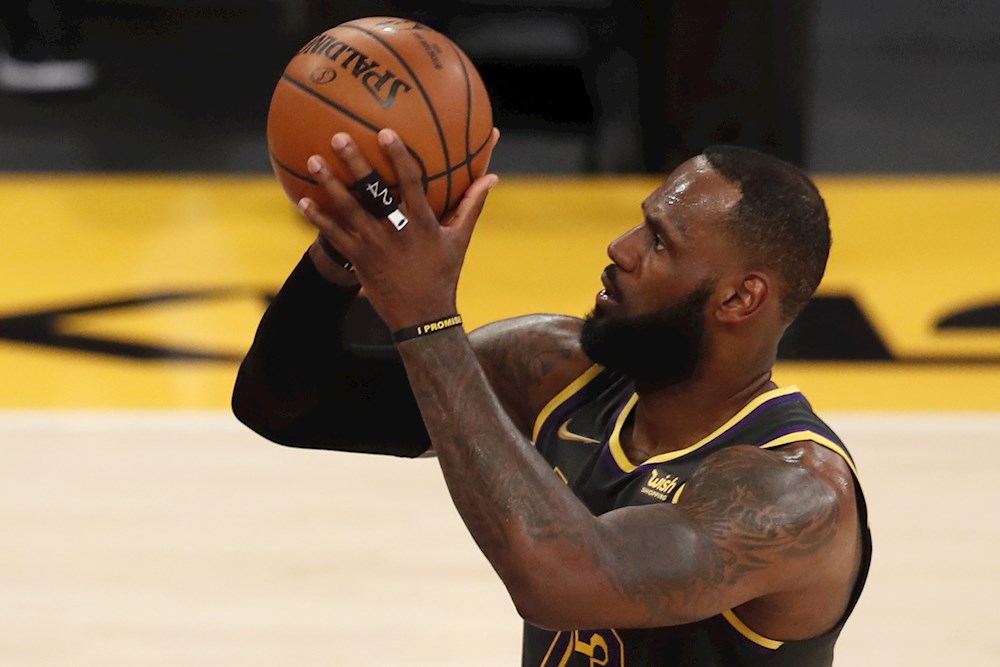 Liverpool, oro molido para LeBron