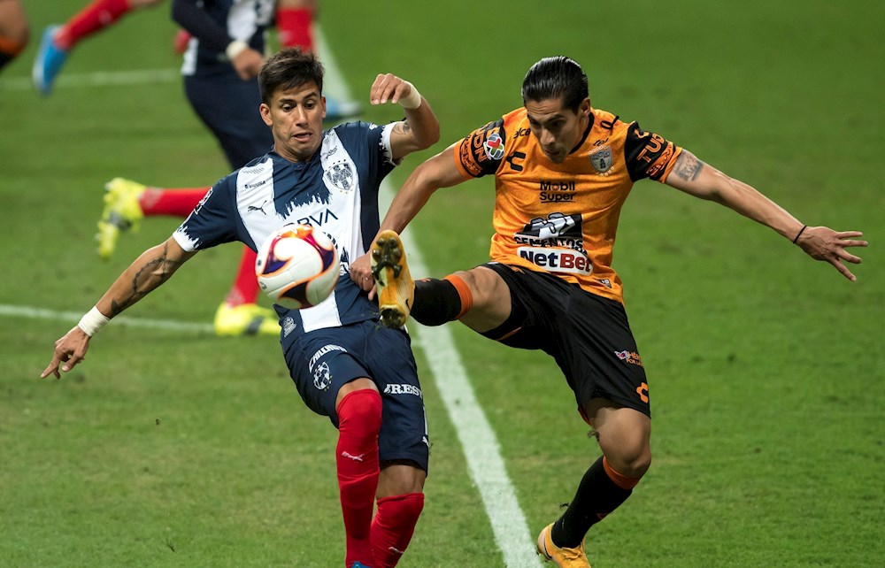 El Pachuca de Pezzolano vence al Monterrey de Javier Aguirre y toma oxígeno