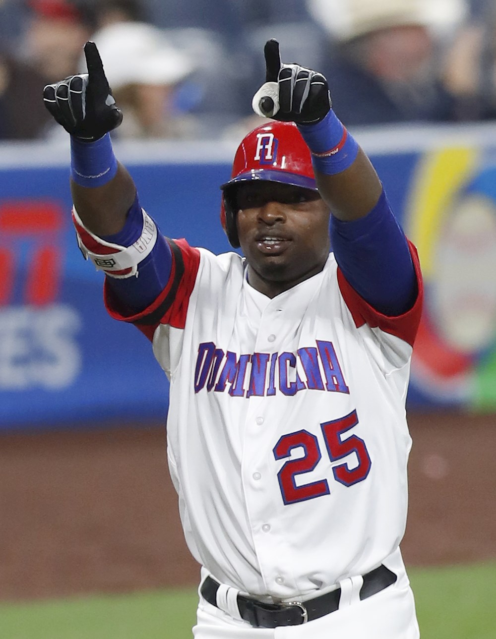 Polanco jonronea en triunfo de los Piratas sobre los Padres