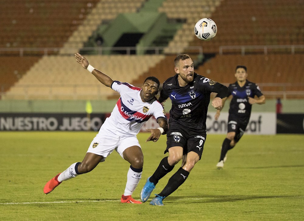 0-3. Los Rayados cumplen con la lógica y golean al Pantoja dominicano