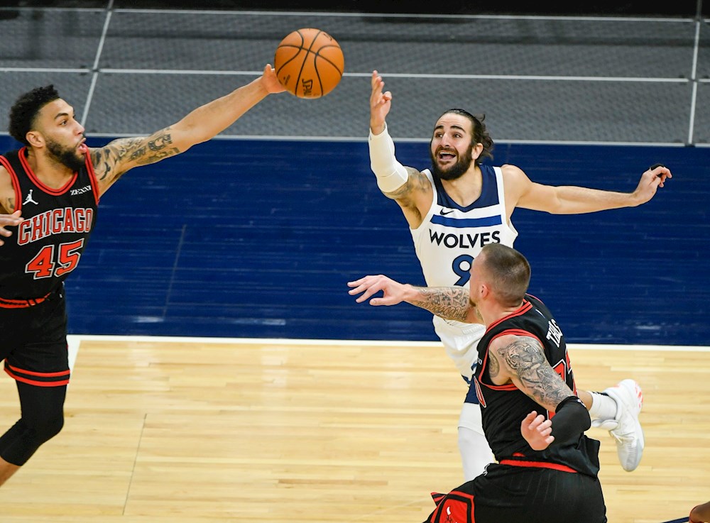 Celtics y Spurs sorprenden a Nuggets y Mavericks; Clippers ganan sin Leonard